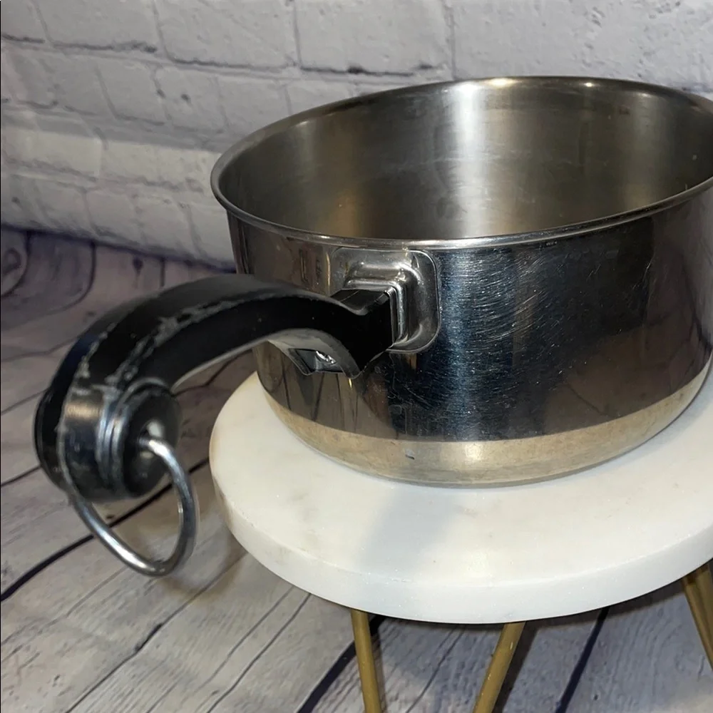 Farberware Vintage Stainless Steel 2 Quart Saucepan with Black Handle